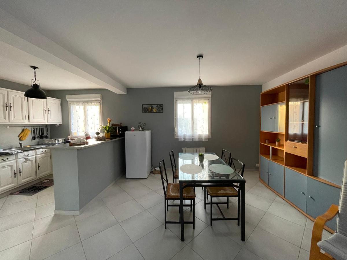 Gîte à la campagne mais proche de tout Moringhem Esterno foto